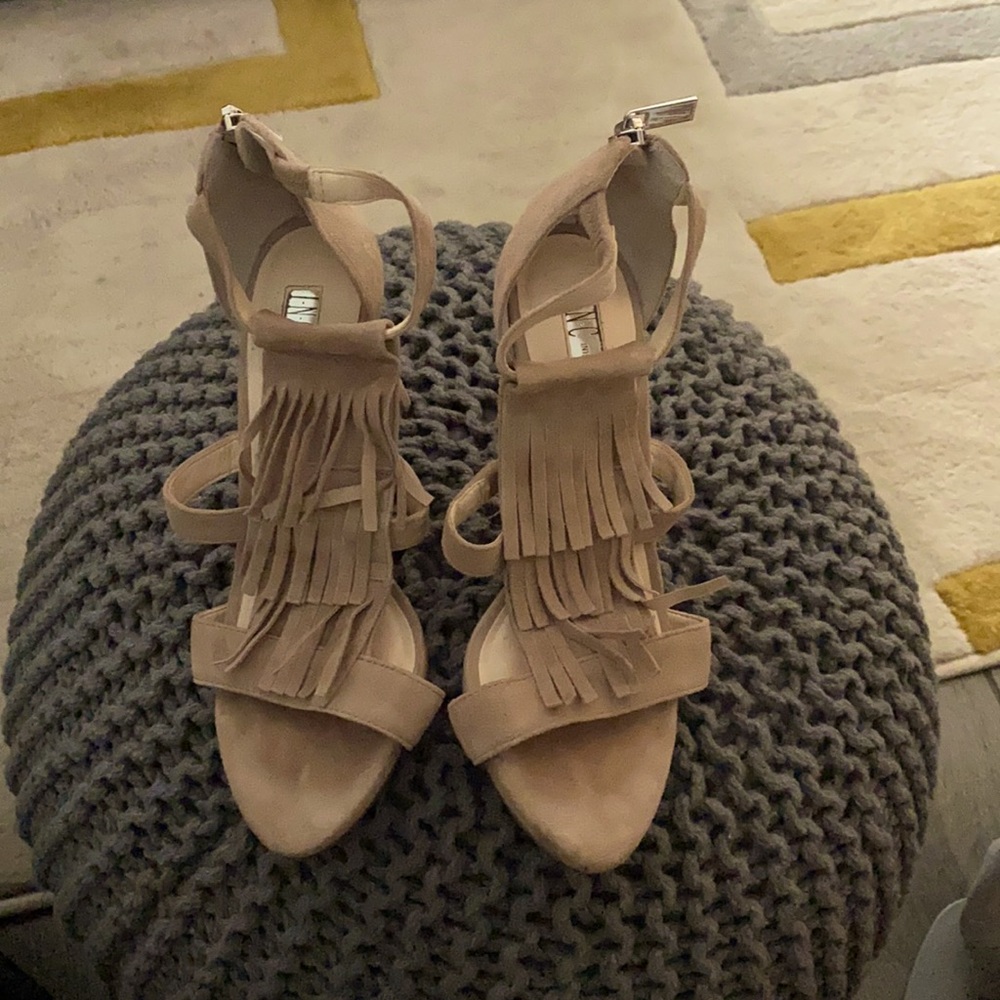 Barely worn
